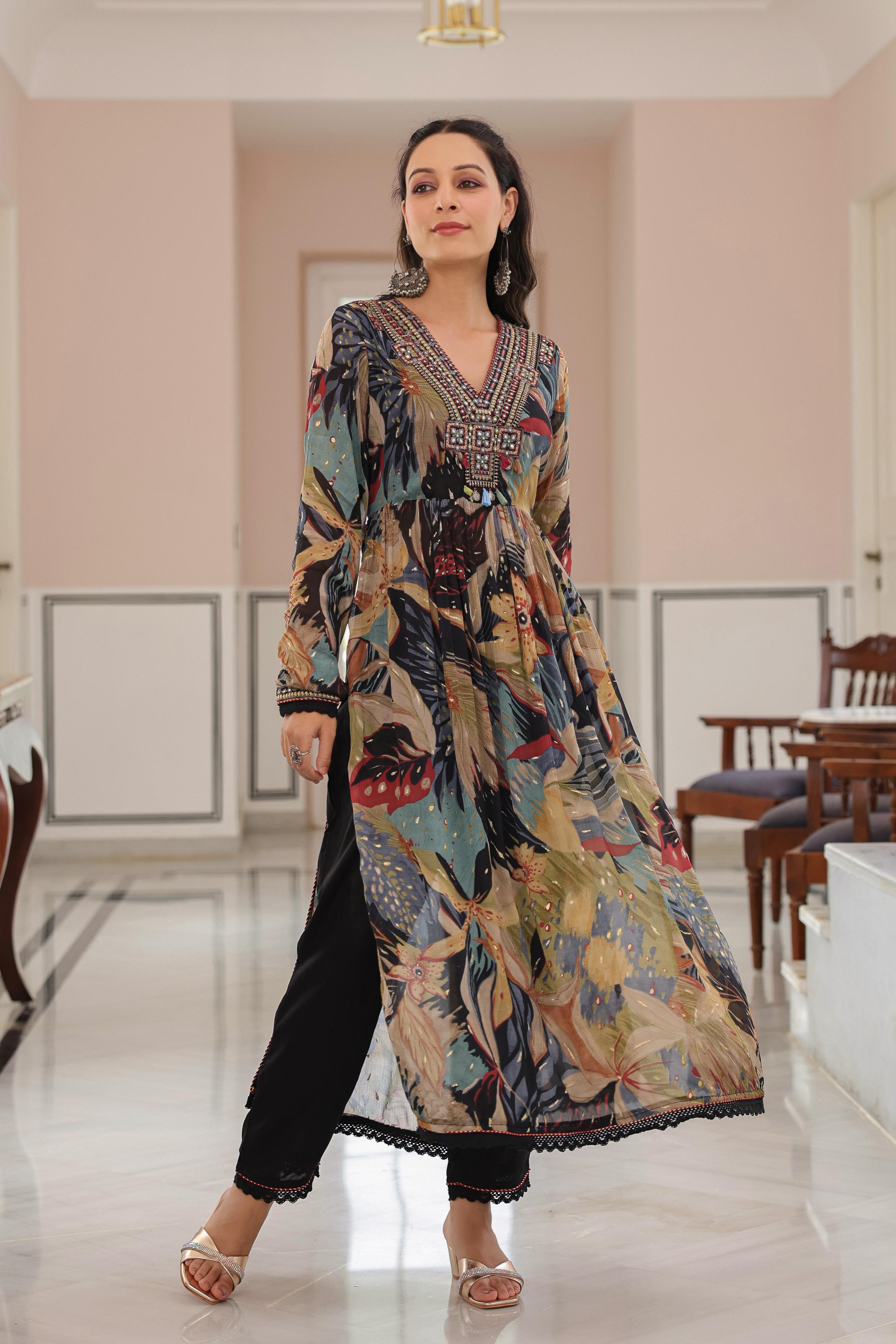 Women Black Printed Chinoon Kurta with Solid Black Pant & solid Dupatta Set