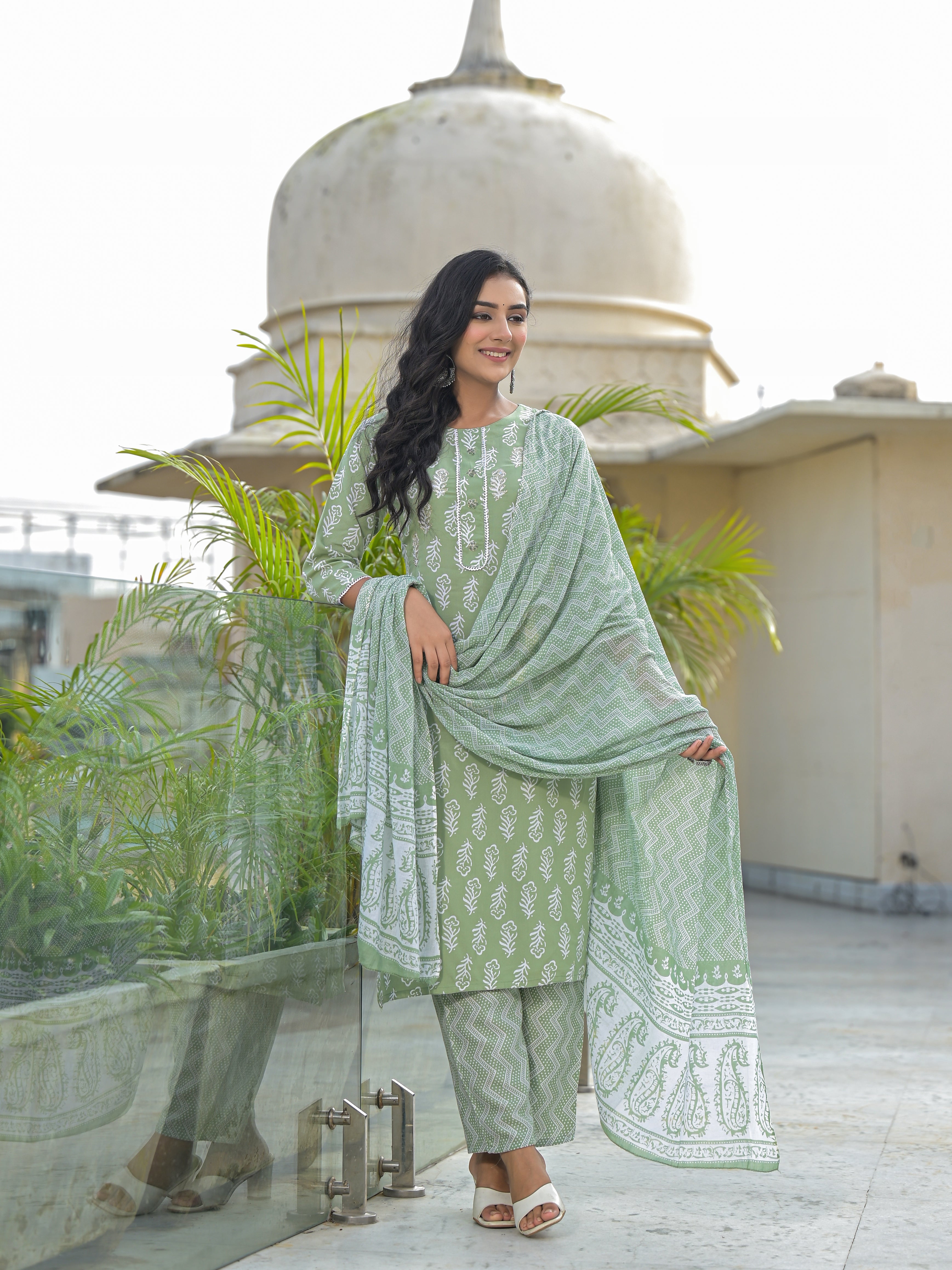 Women Rayon Green Printed Kurta Pant with Dupatta Set+J7