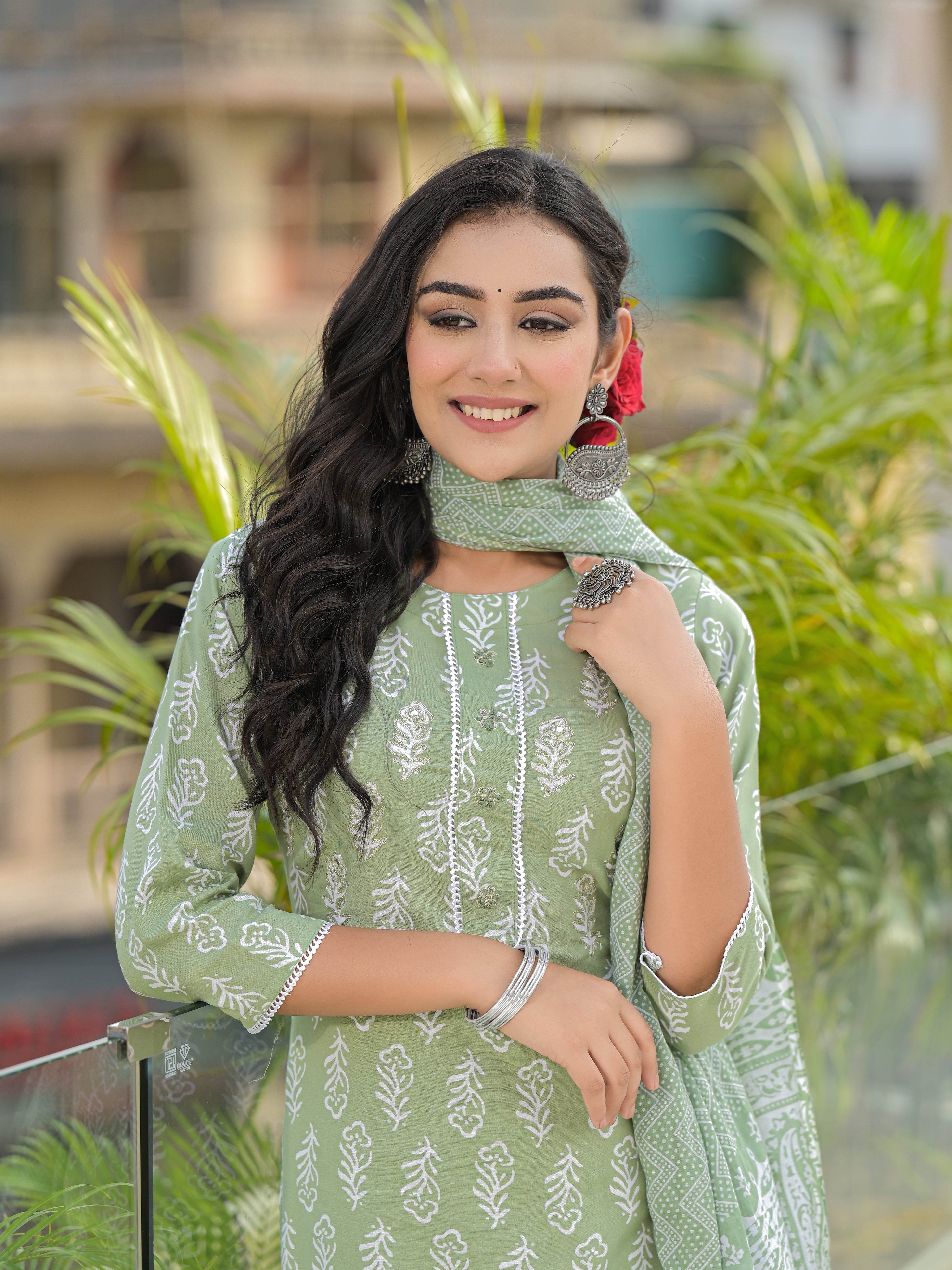 Women Rayon Green Printed Kurta Pant with Dupatta Set+J7