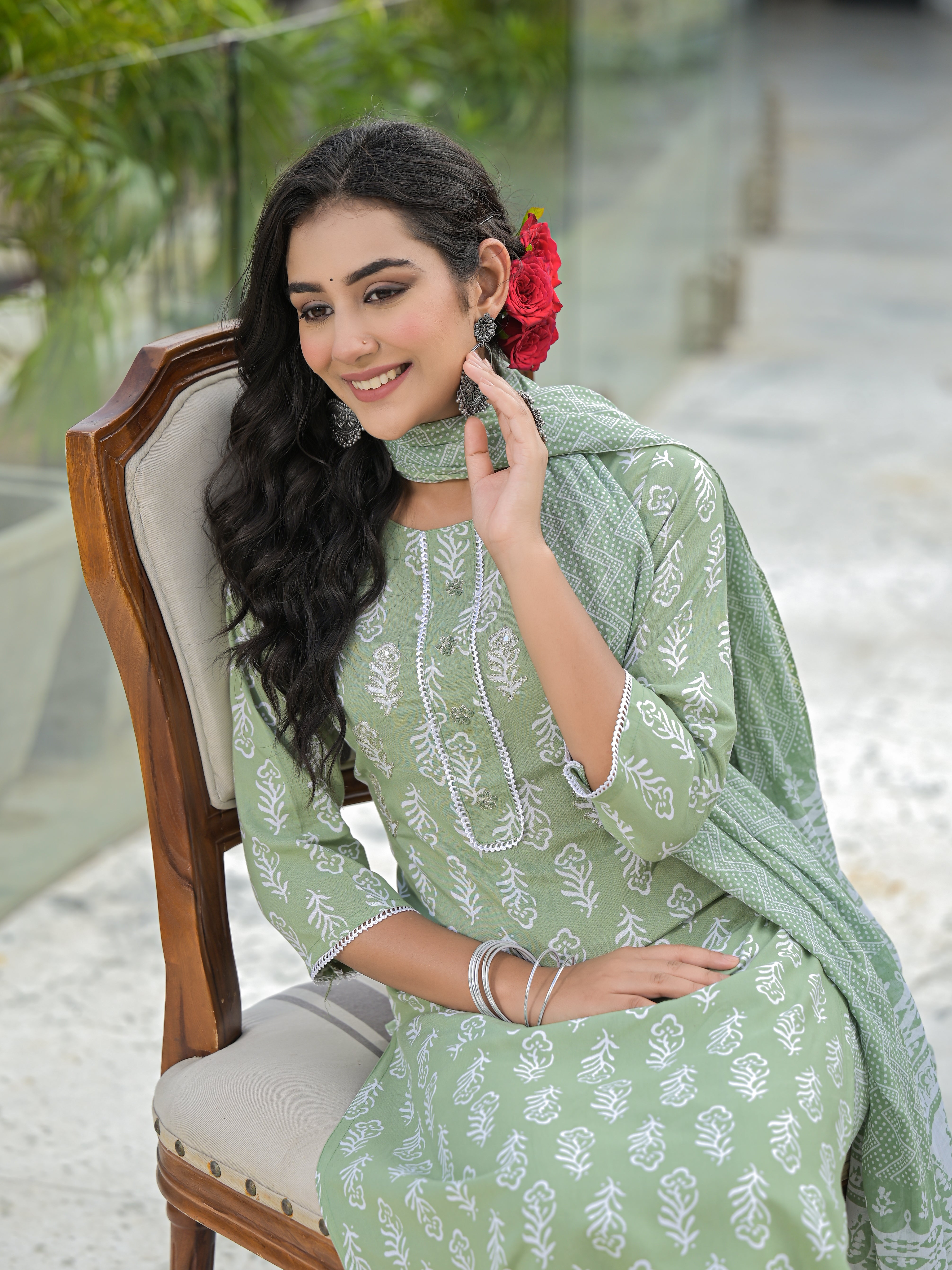 Women Rayon Green Printed Kurta Pant with Dupatta Set+J7